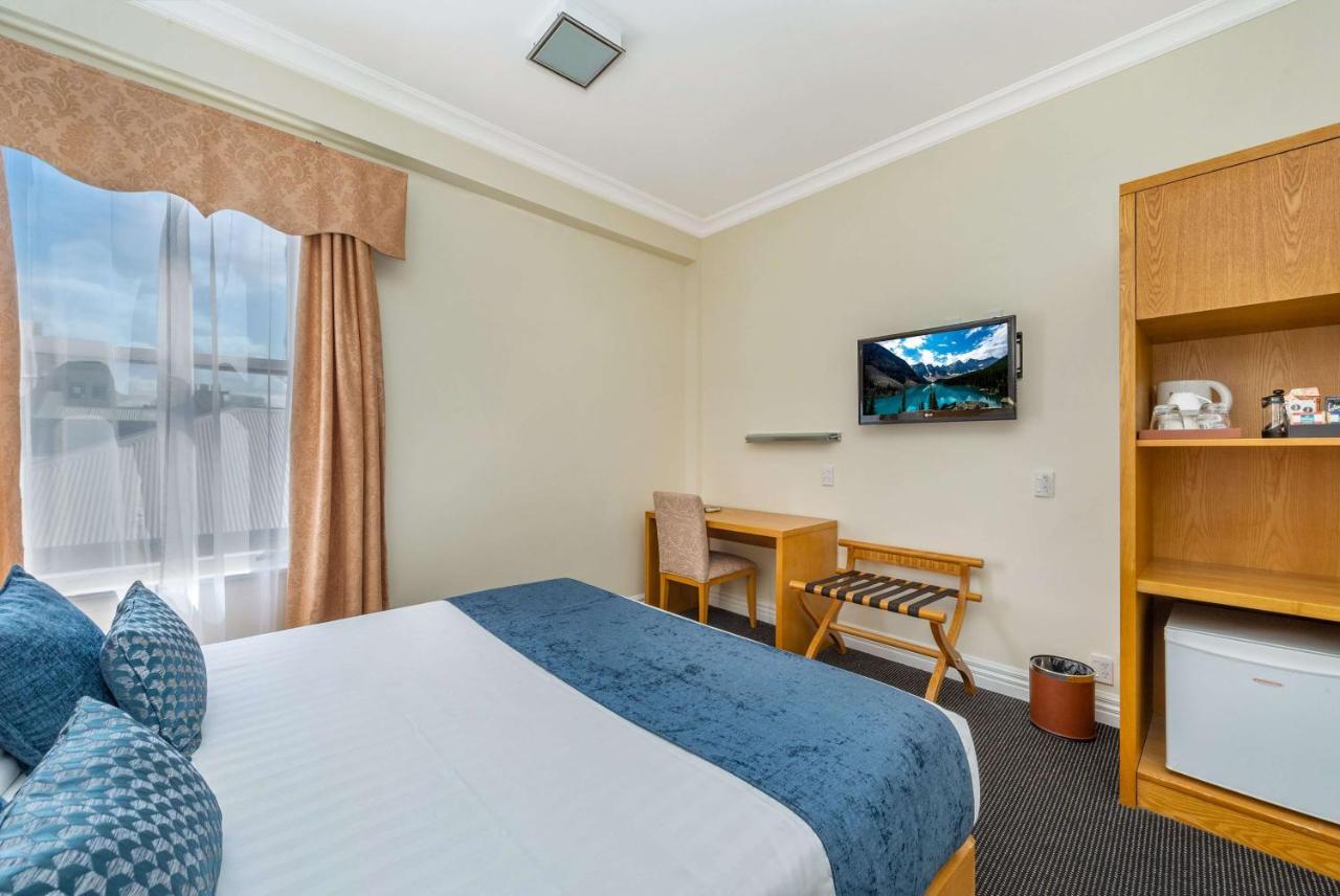 Ramada By Wyndham, Hamilton City Center Dış mekan fotoğraf