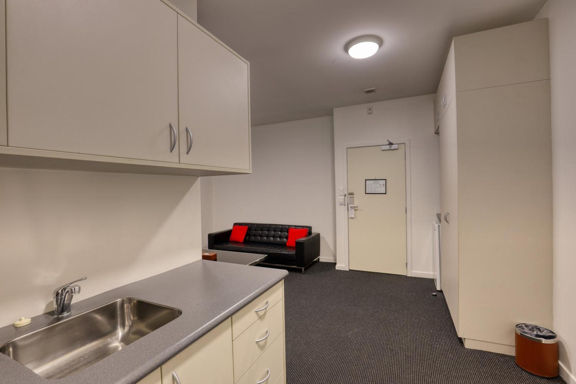 Ramada By Wyndham, Hamilton City Center Dış mekan fotoğraf