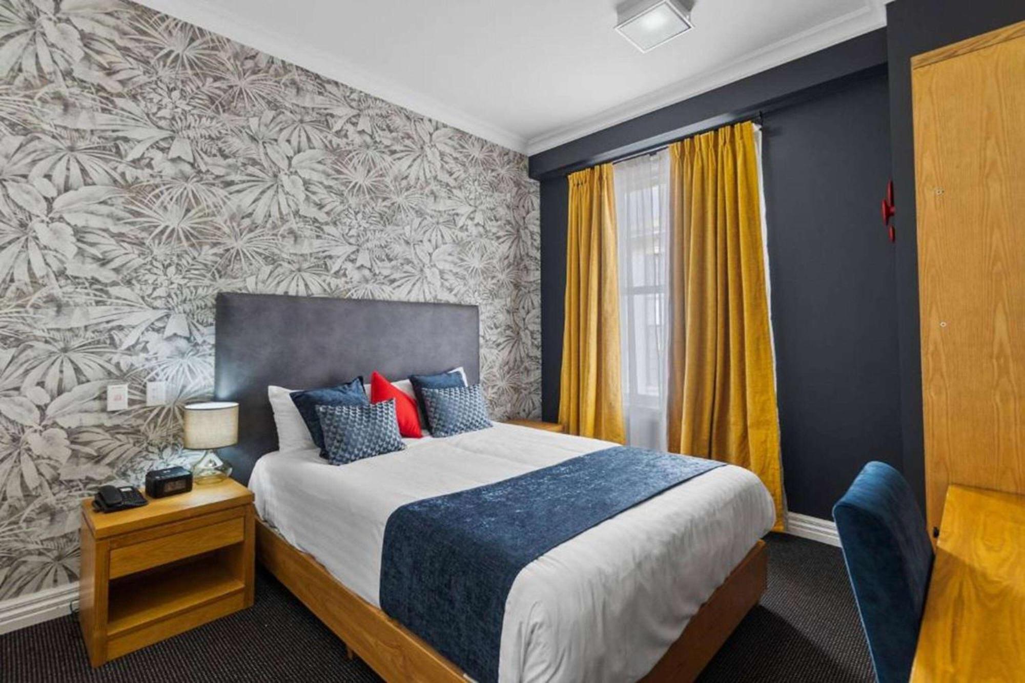 Ramada By Wyndham, Hamilton City Center Dış mekan fotoğraf